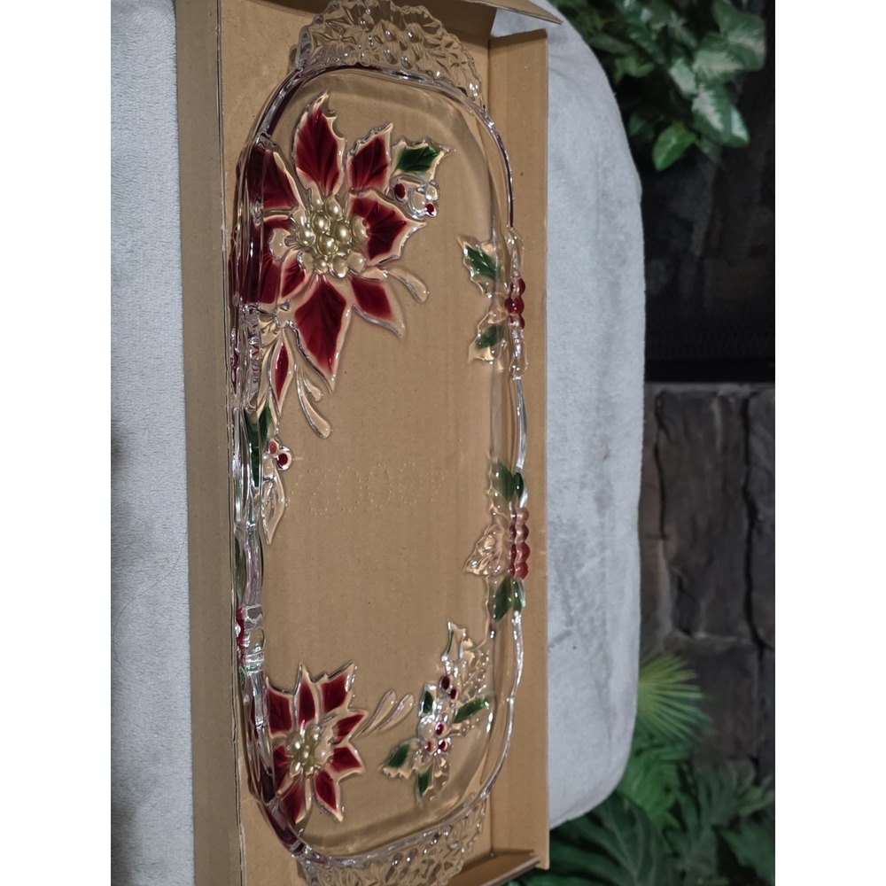 Mikasa Holiday Bloom Canapé 15" Tray Poinsettia Handles Red Berries Christmas